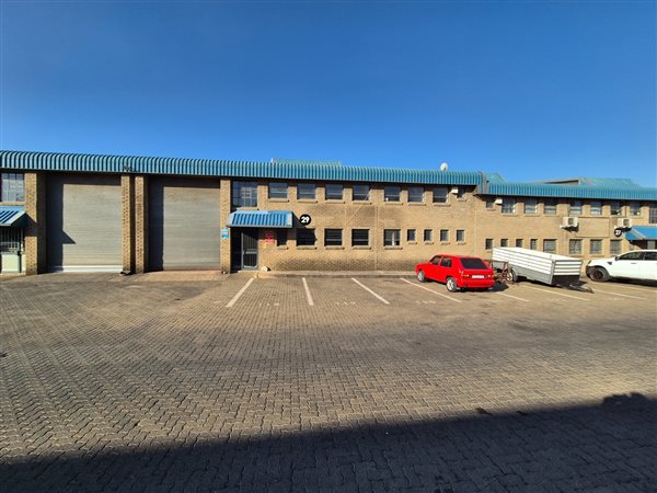 580  m² Industrial space