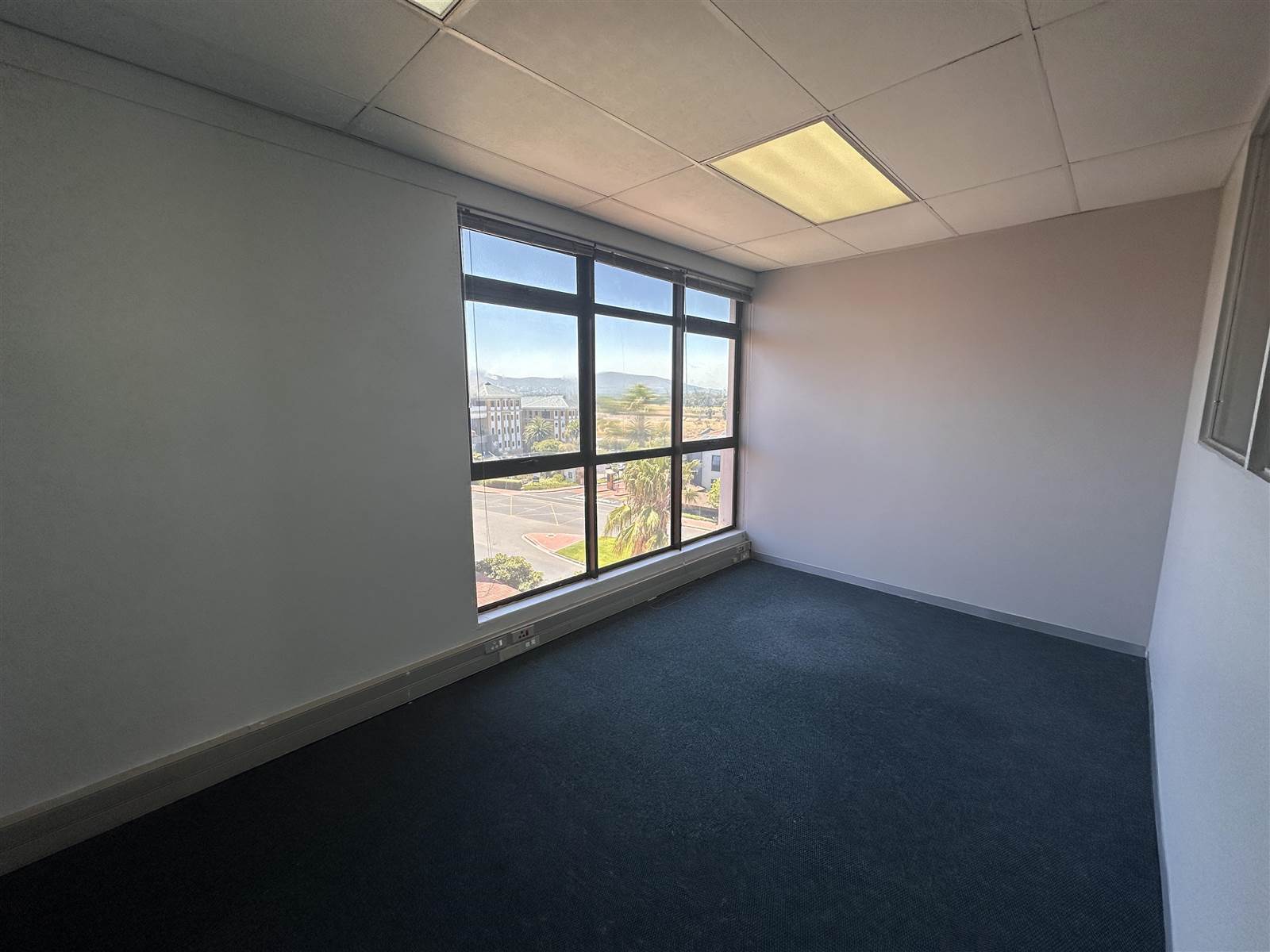 172  m² Commercial space in Century City photo number 4