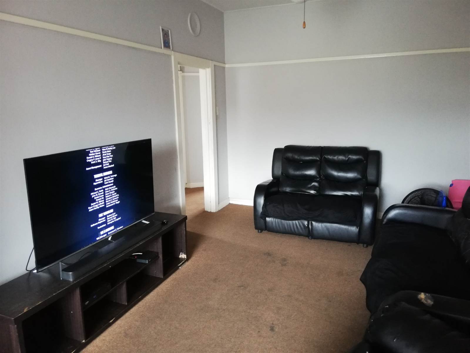 1 Bed Apartment in Bulwer photo number 1