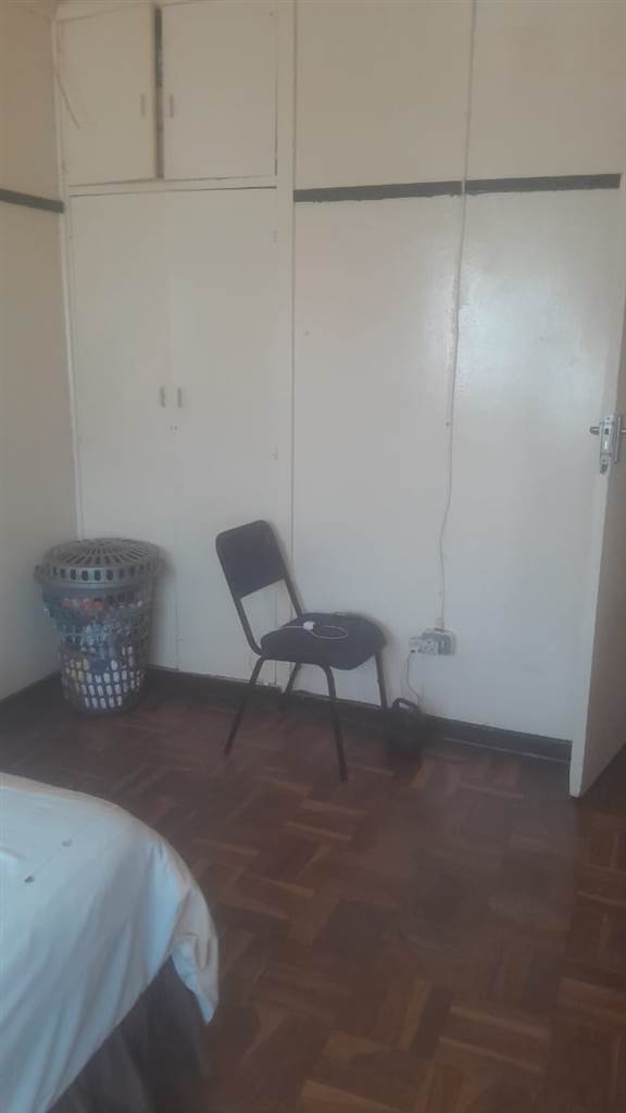 3 Bed Flat in Randfontein photo number 6