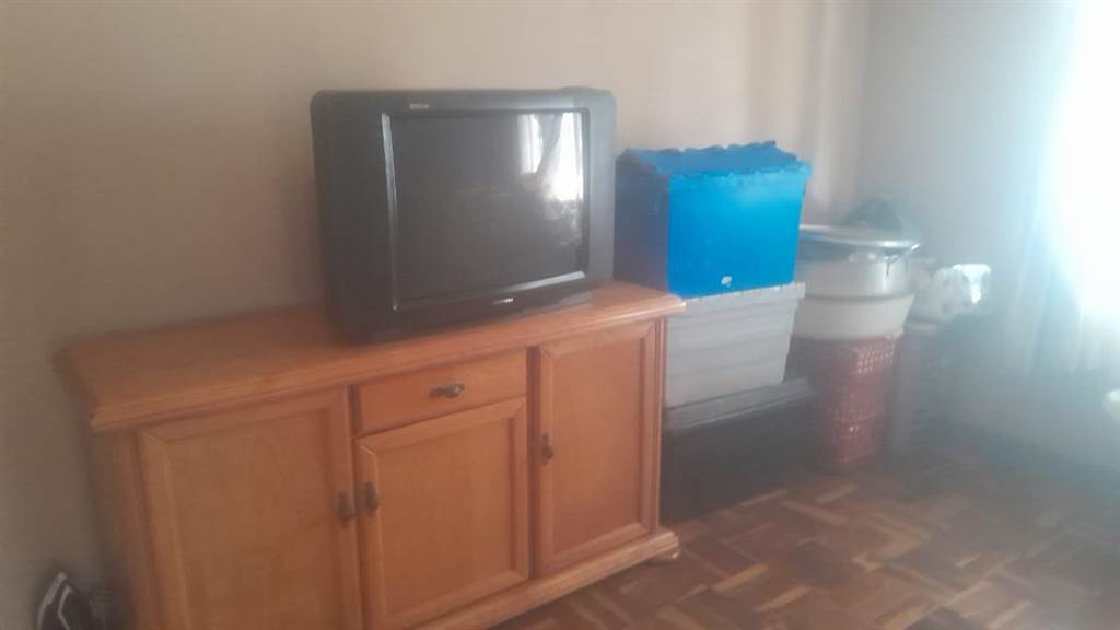 3 Bed Flat in Randfontein photo number 20