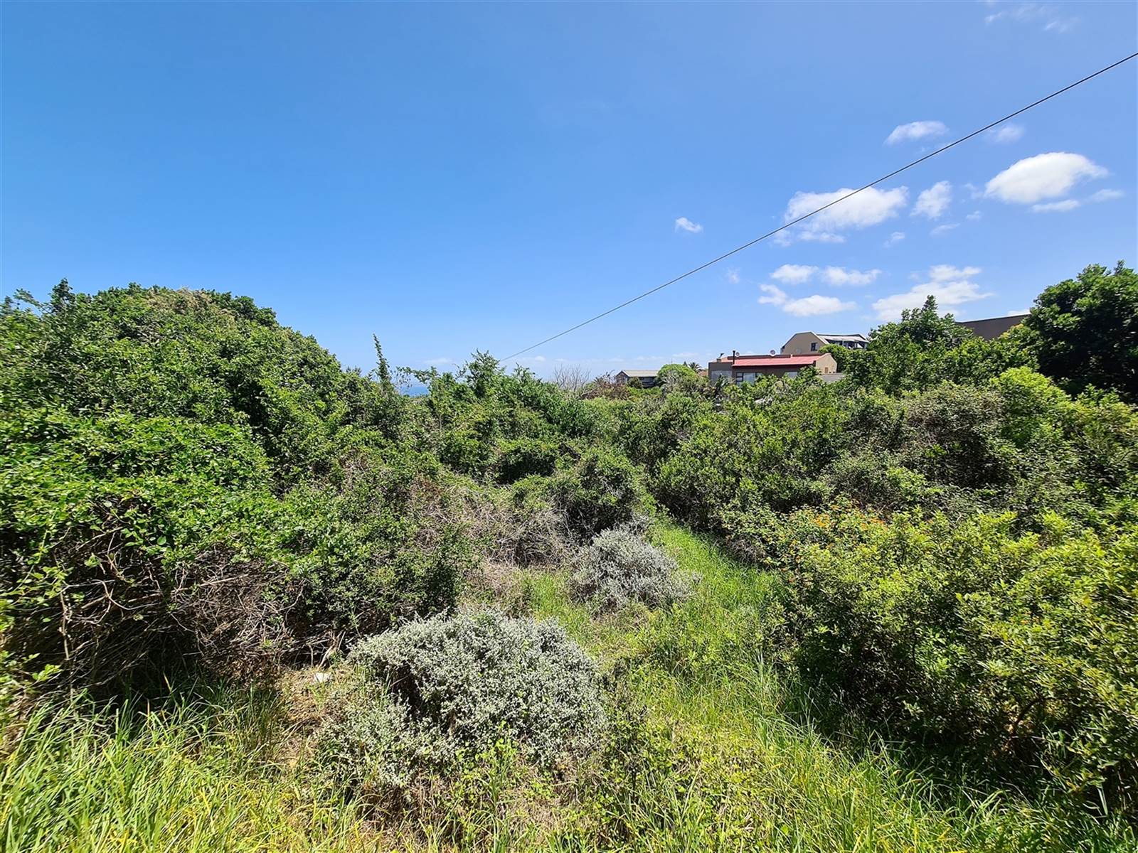 750 m² Land available in Dana Bay photo number 12