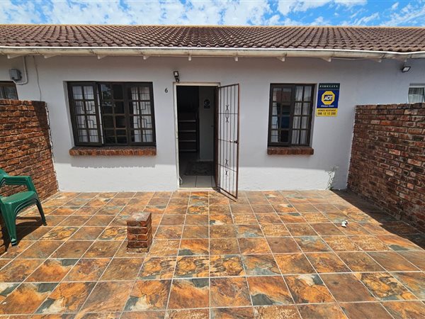 2 Bedroom Townhouse 2 Bedroom Townhouse