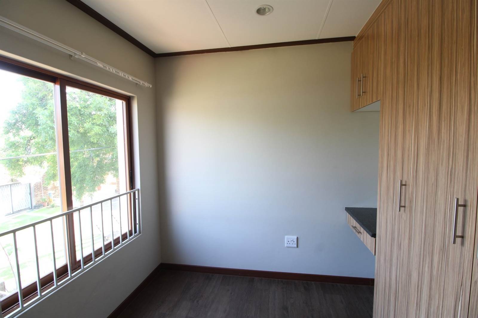 2 Bed Apartment in Potchefstroom Central photo number 20