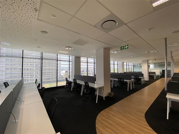 466  m² Office Space