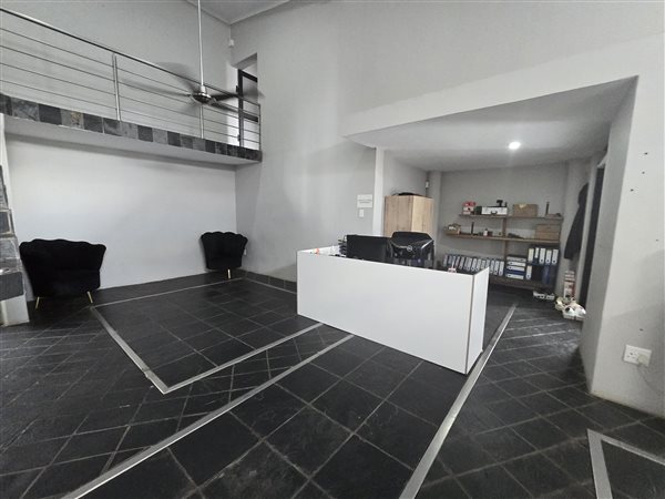 190 m² Commercial space 190 m² Commercial space