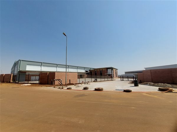 5923  m² Industrial space in Clayville
