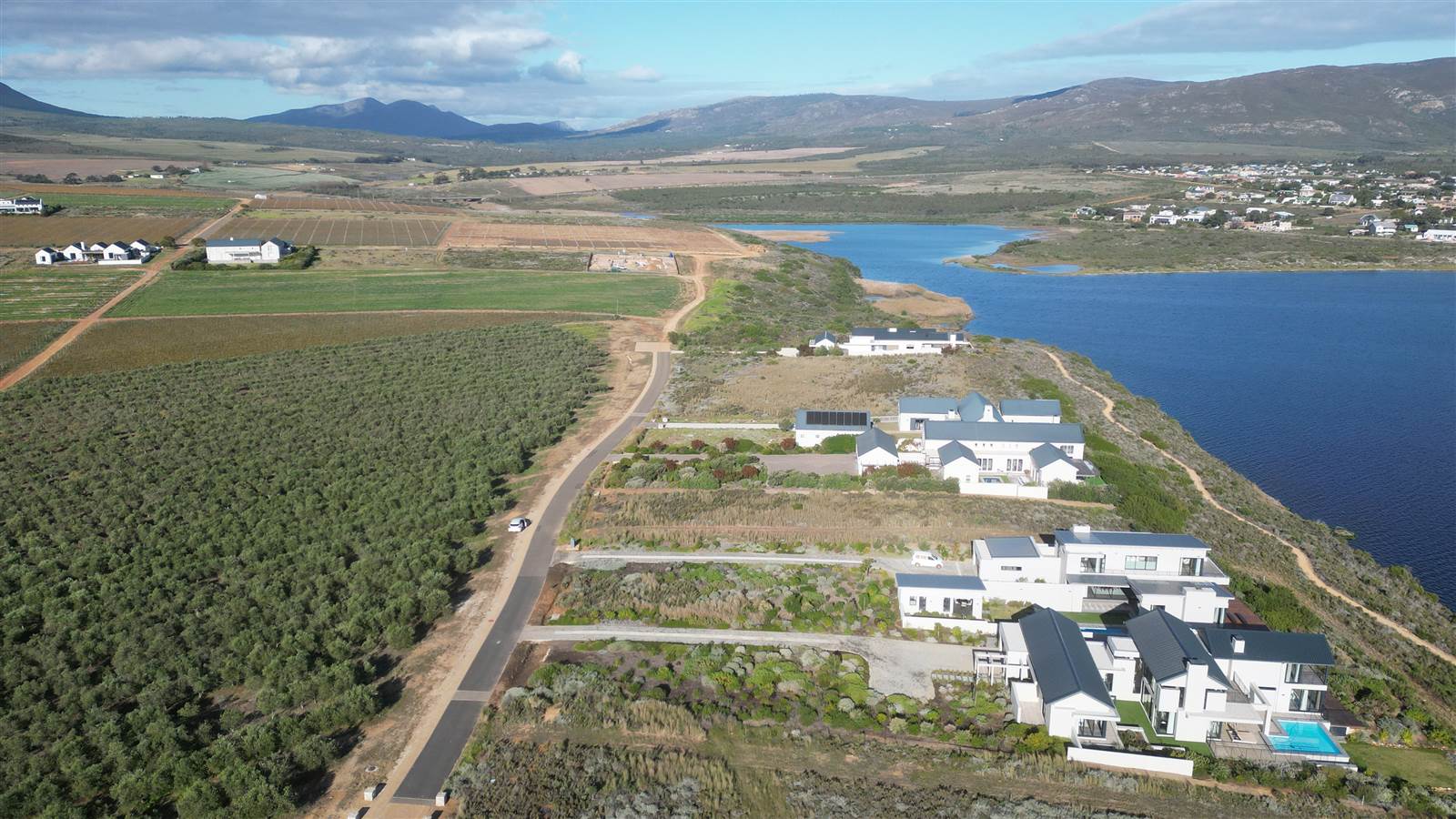 2028 m² Land available in Benguela Cove photo number 14