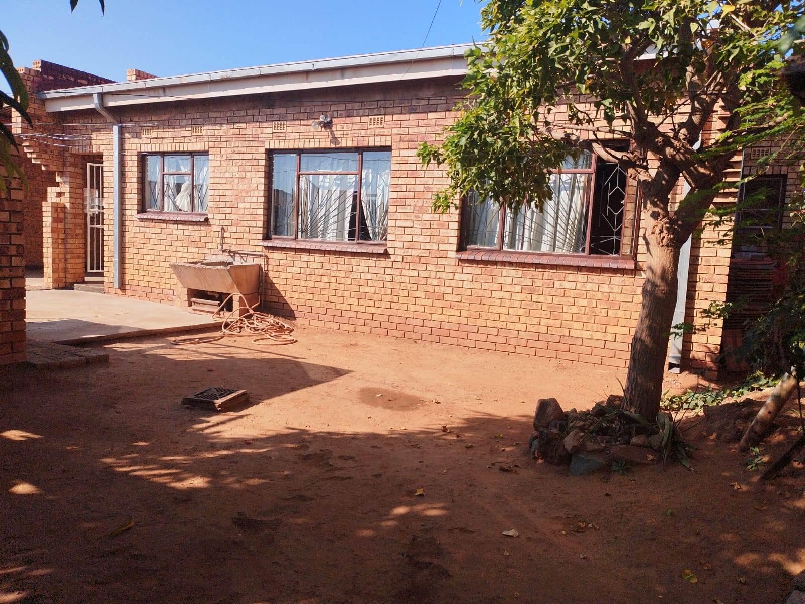 3 Bed House in Soshanguve photo number 22
