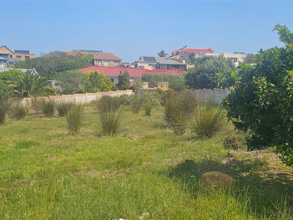 771 m² Land