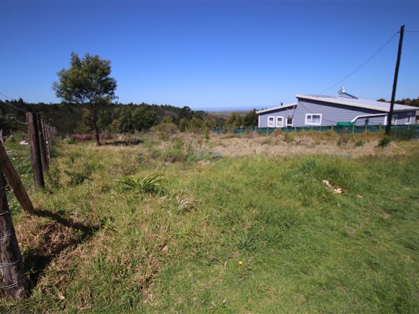 561 m² Land