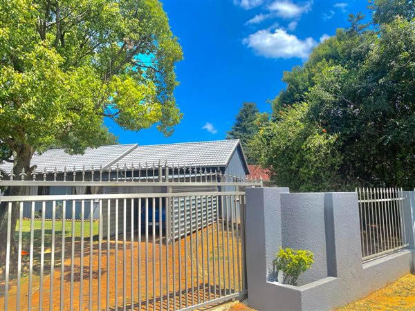 4 Bed House in Crystal Park