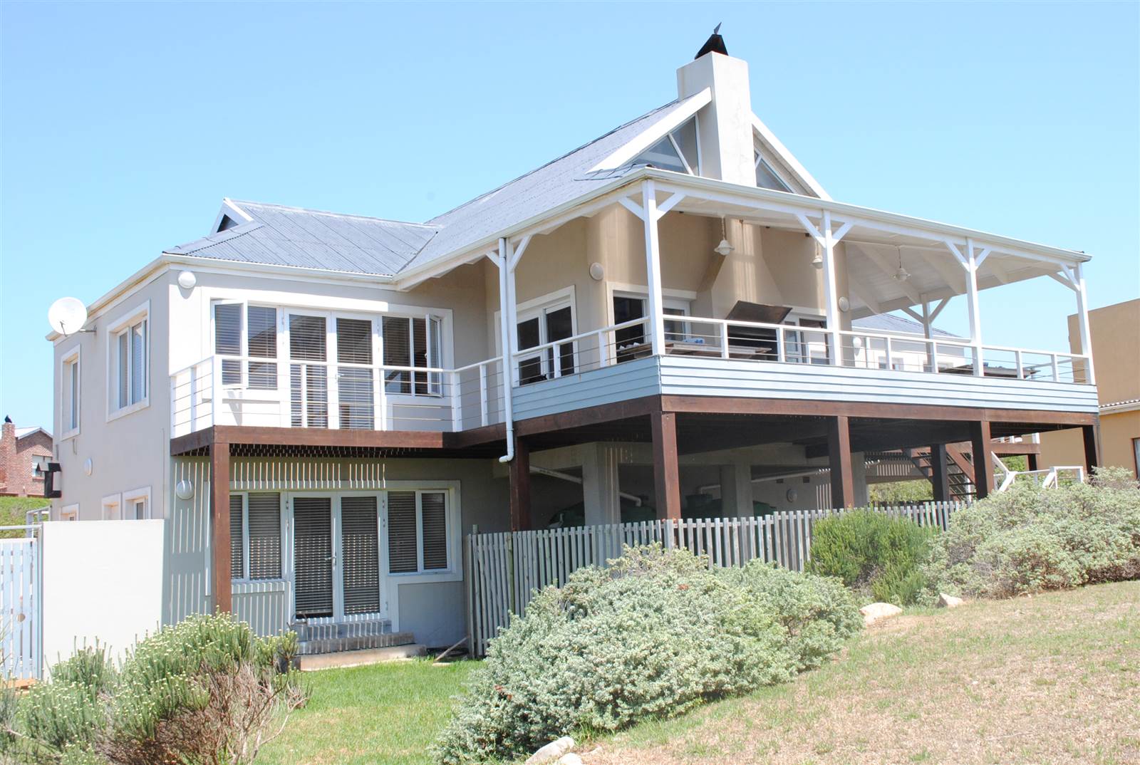 5 Bed House in Cape St Francis photo number 4