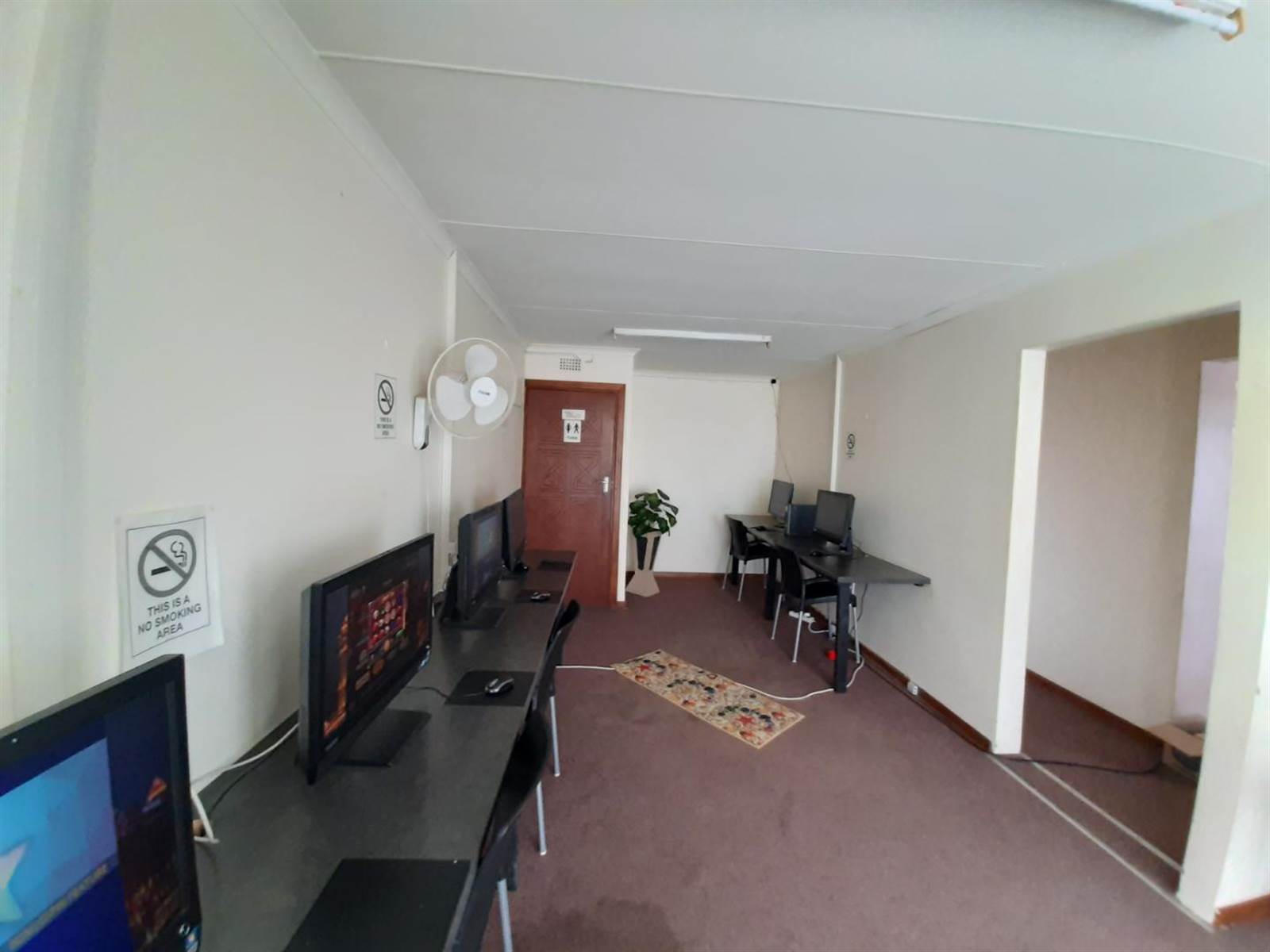 330  m² Office Space in Alexandria photo number 9