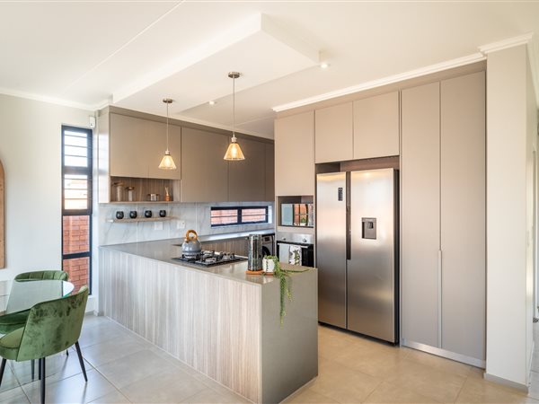 3 Bedroom Duplex 3 Bedroom Duplex