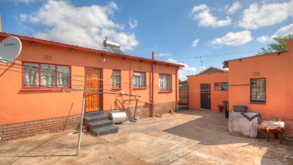 2 Bed House in Riverlea photo number 15
