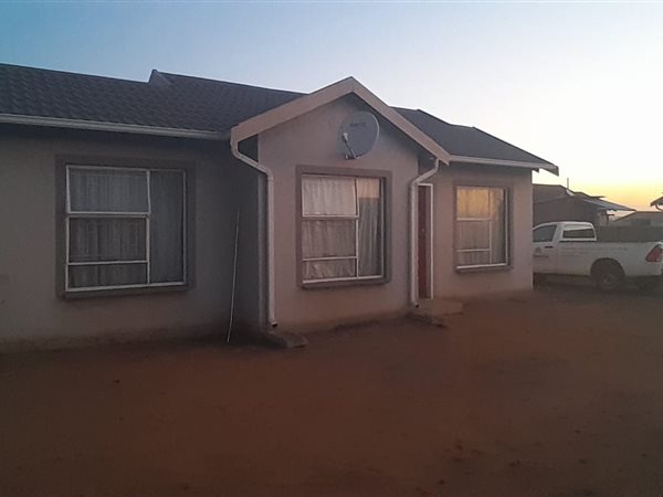 2 Bedroom House 2 Bedroom House