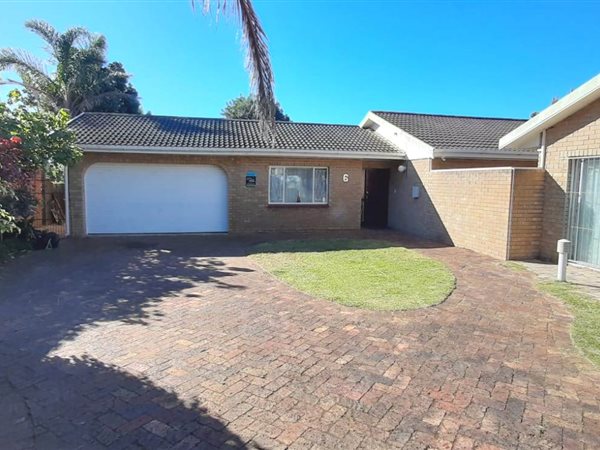 4 Bedroom House 4 Bedroom House