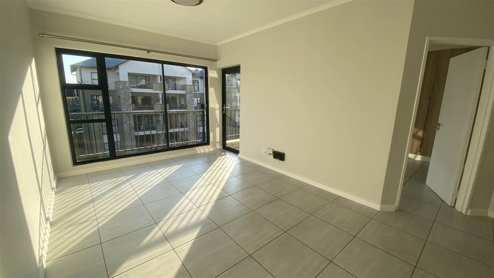 1 Bed Apartment in Waterfall Estate photo number 1
