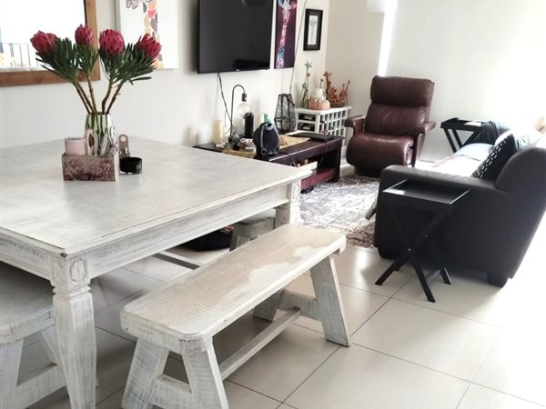 3 Bedroom Townhouse 3 Bedroom Townhouse