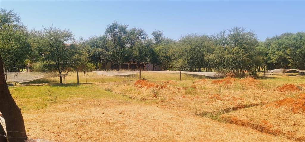 1023 m² Land available in Buffelspoort photo number 6