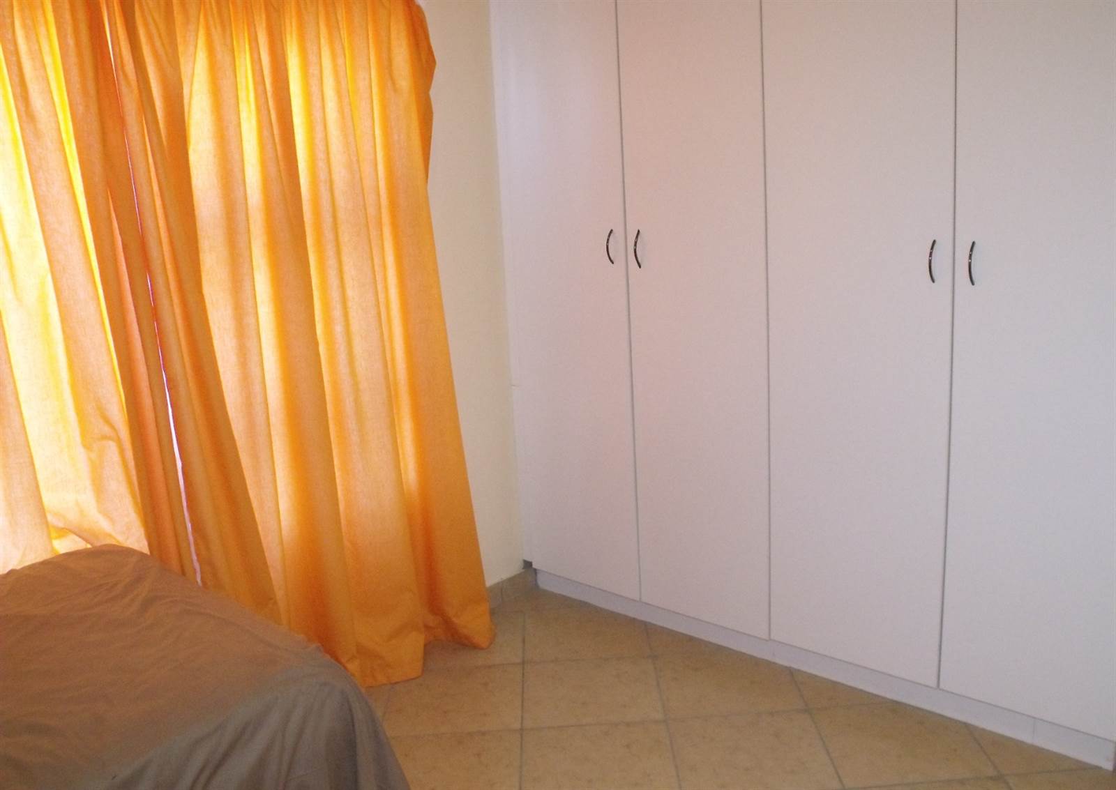 3 Bed Apartment in Lephalale (Ellisras) photo number 6