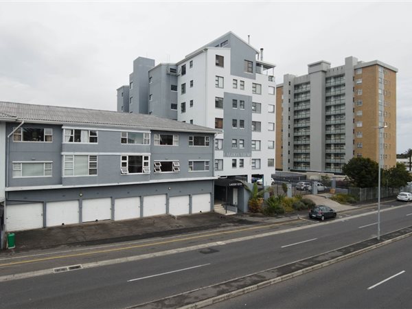 2 Bed Apartment in Milnerton Central