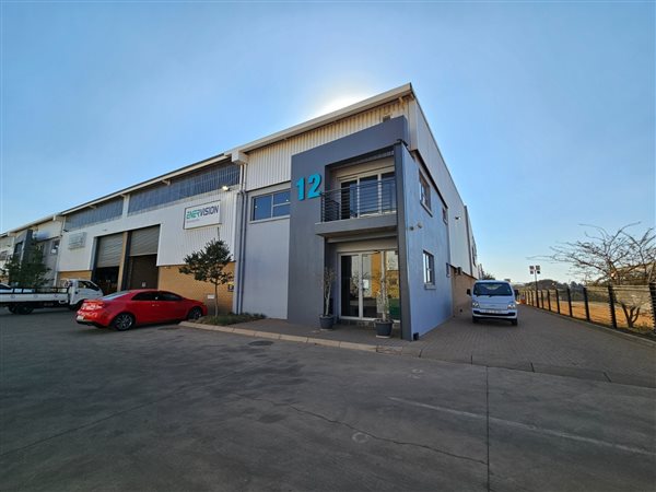 1 017  m² Industrial space