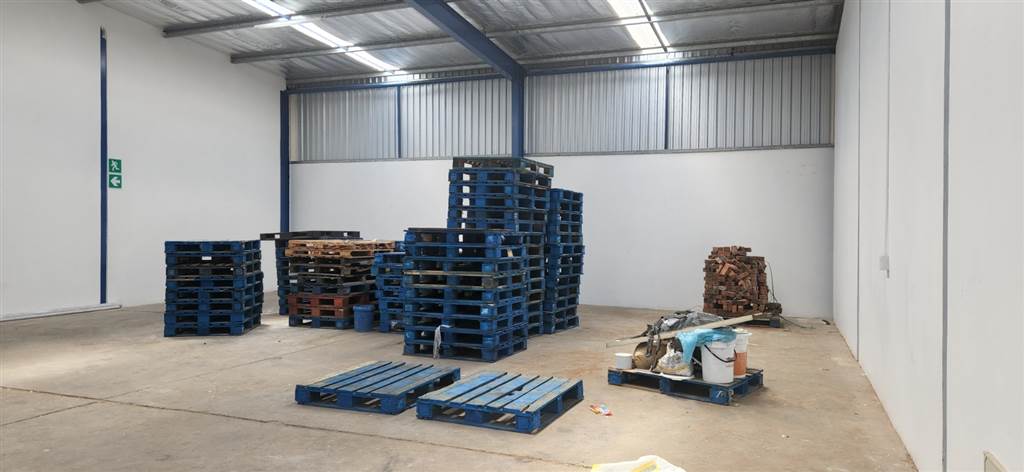 237  m² Industrial space in Asherville photo number 2