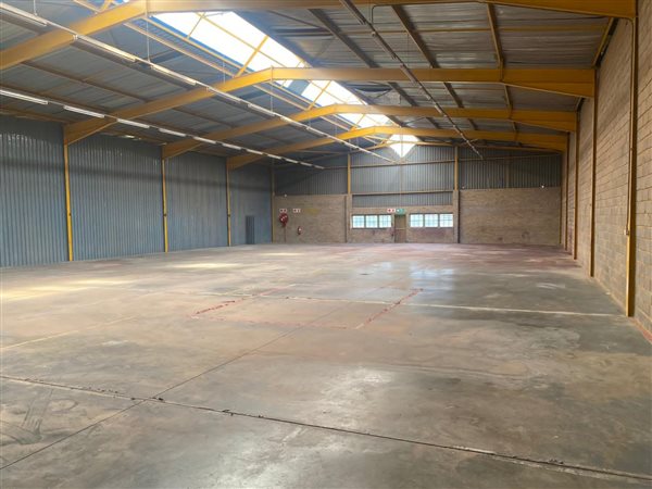 2099  m² Industrial space in Robertville