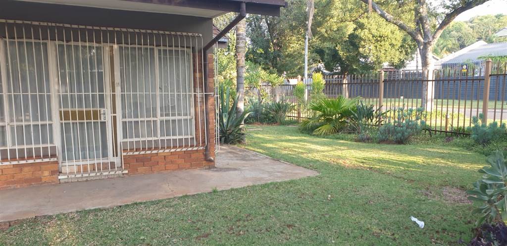 4 Bed House in Pretoria Gardens photo number 30