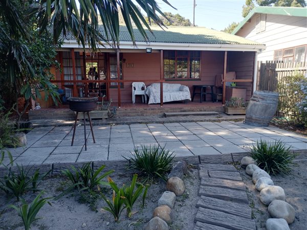 2 Bedroom House 2 Bedroom House