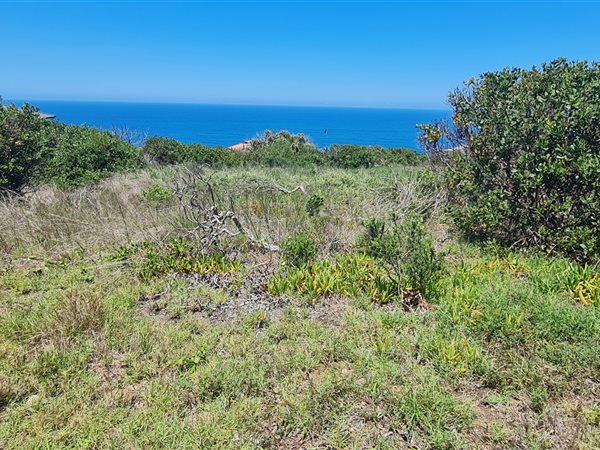 978 m² Land available in Village On Sea