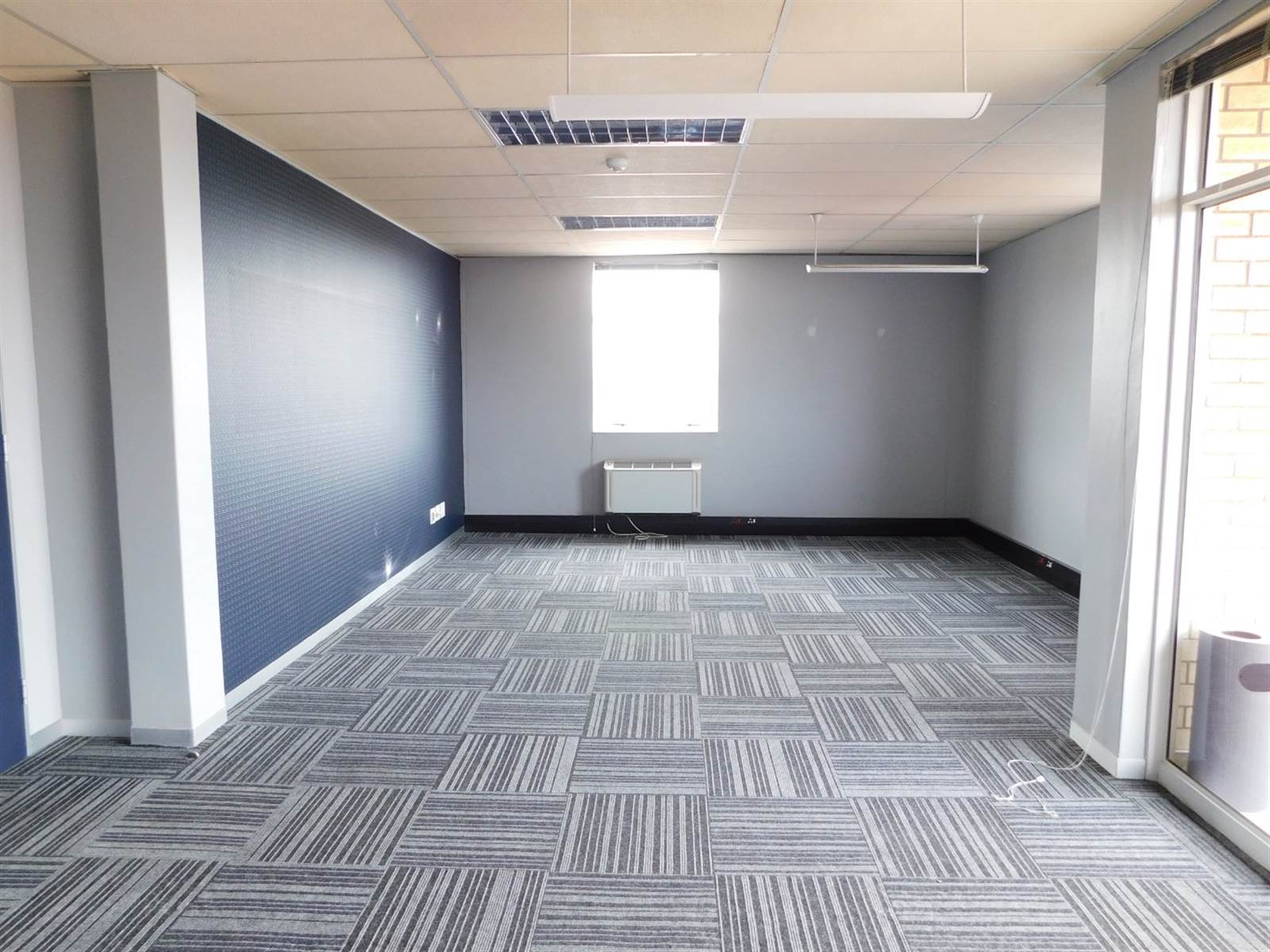 3235  m² Office Space in Randburg Central photo number 8