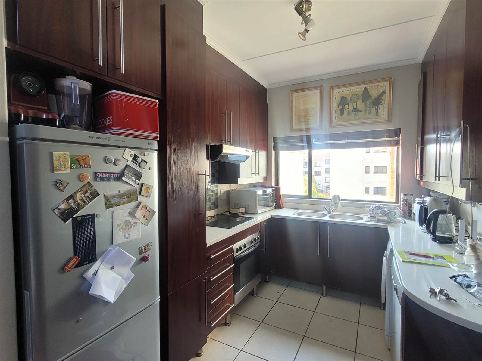 3 Bed Penthouse in Greenstone Hill photo number 10
