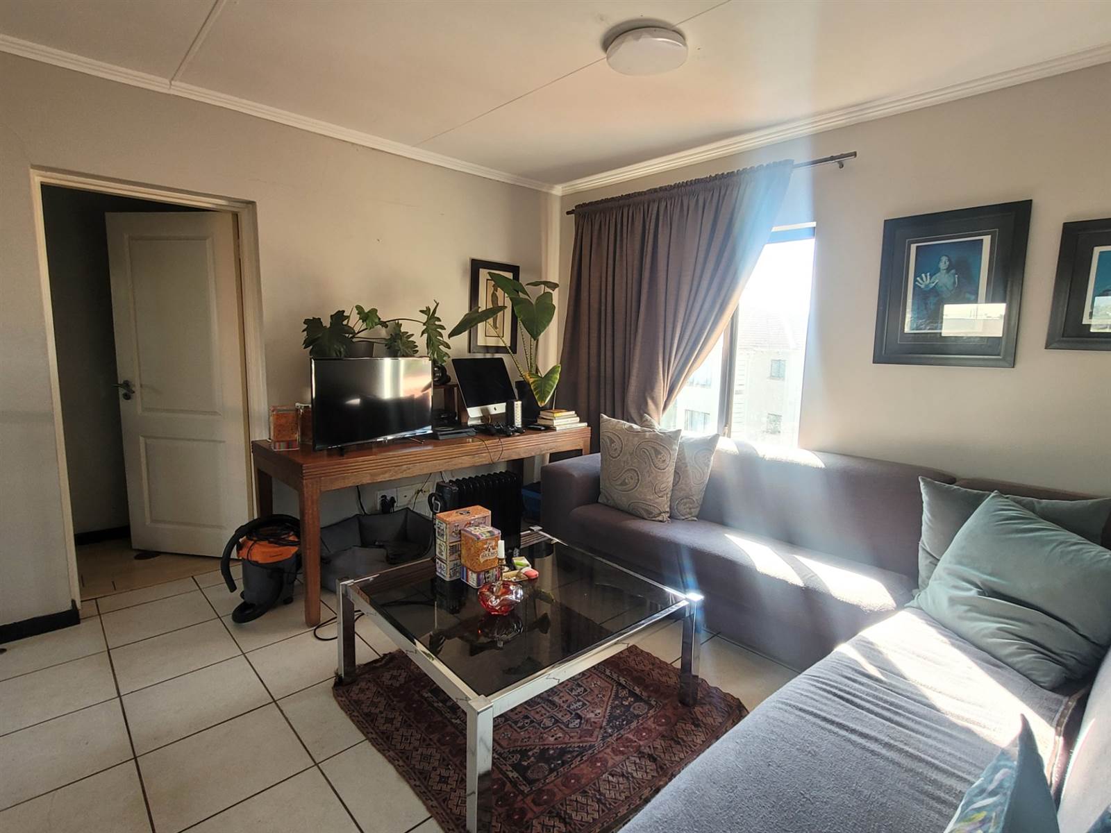 3 Bed Penthouse in Greenstone Hill photo number 6