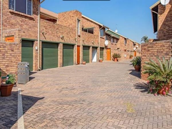 3 Bed Townhouse