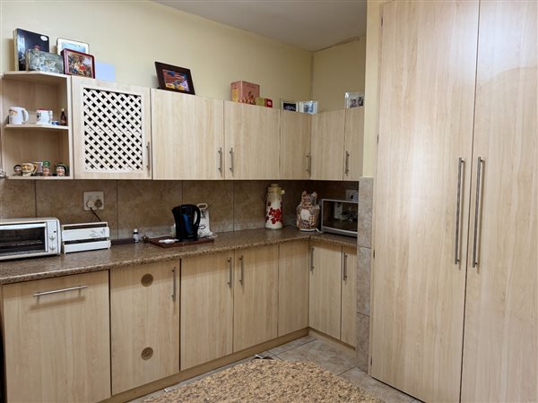 3 Bedroom Townhouse 3 Bedroom Townhouse