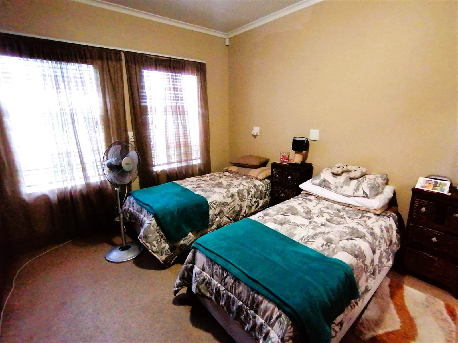 2 Bed House in Brackenfell Central photo number 13