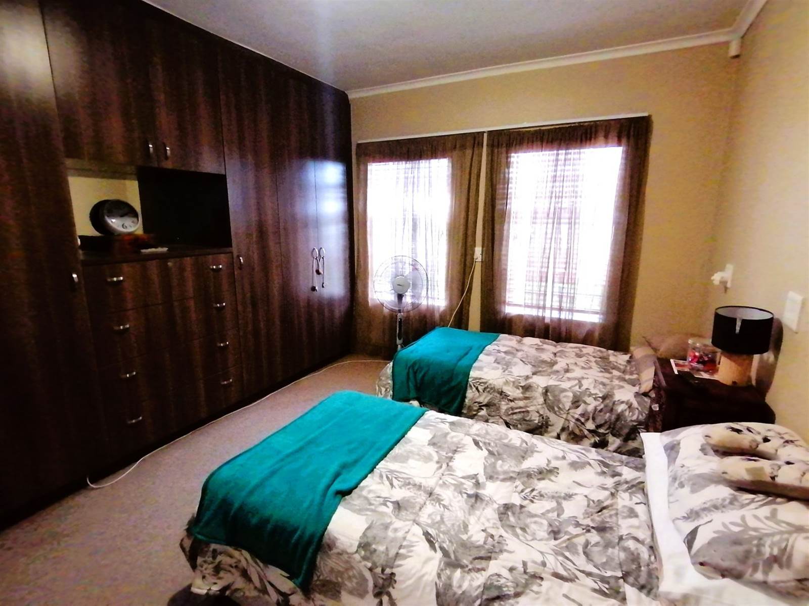 2 Bed House in Brackenfell Central photo number 14