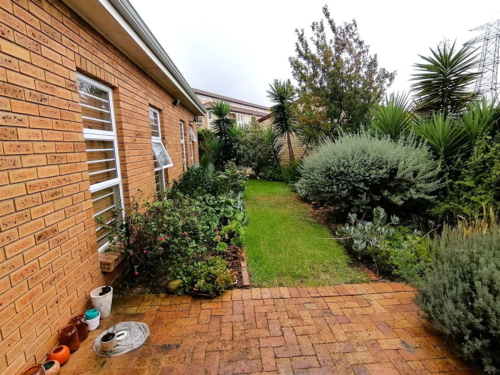 2 Bed House in Brackenfell Central photo number 22