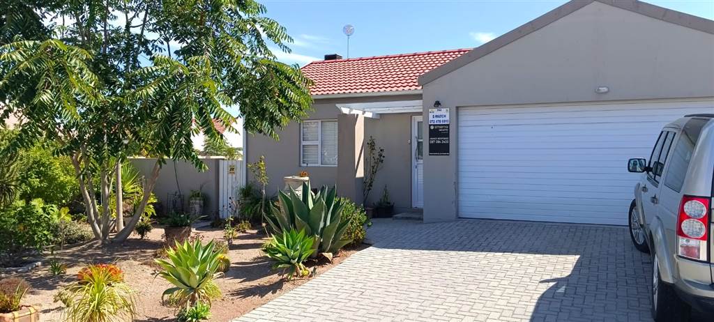 3 Bed House in Port Owen photo number 1
