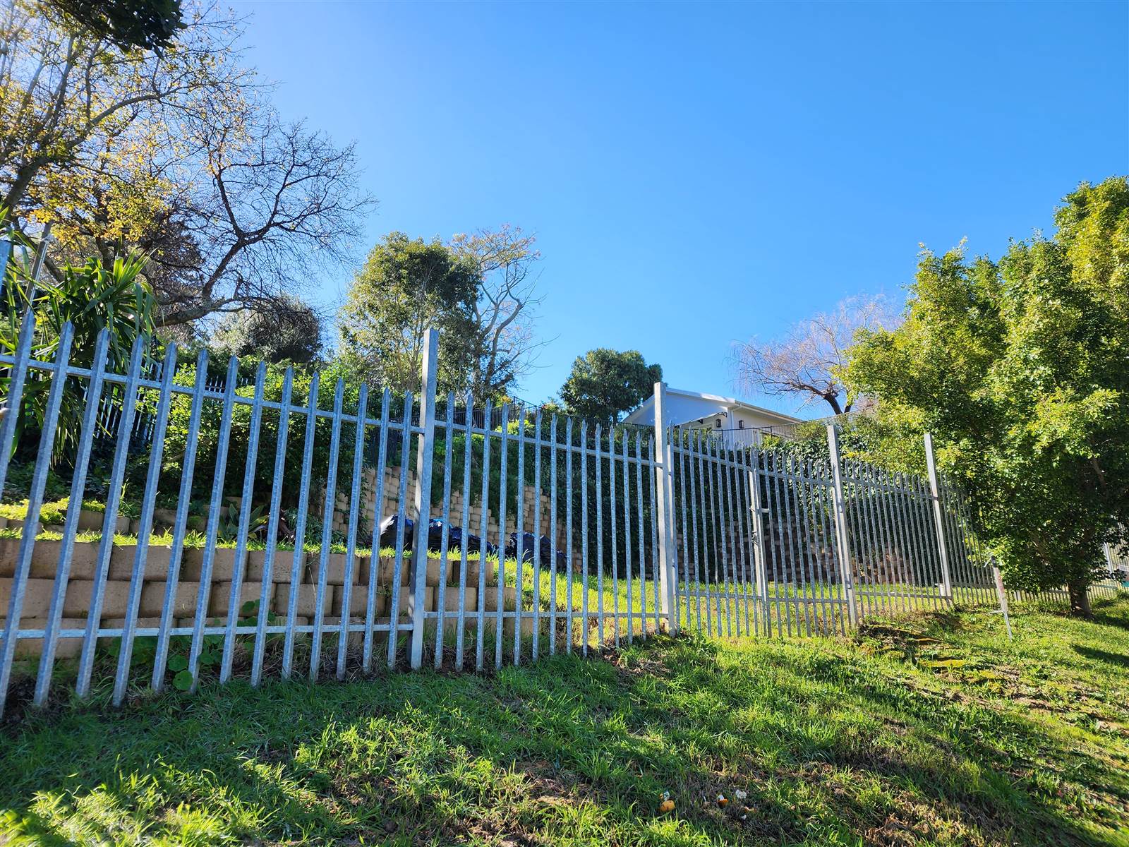 450 m² Land available in Constantia photo number 4