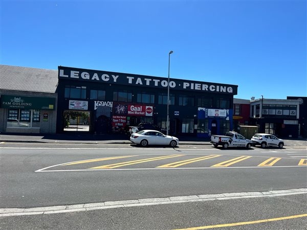 1 738 m² Commercial space 1 738 m² Commercial space