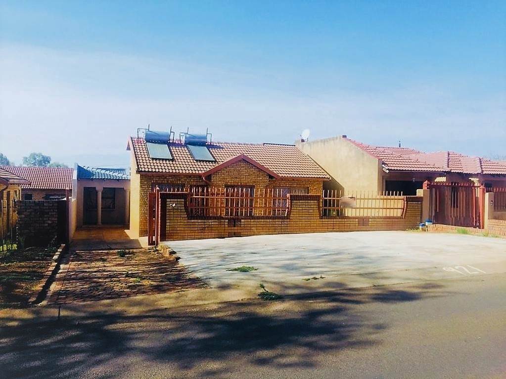 5 Bed House for sale in Philip Nel Park T4023131 Private Property