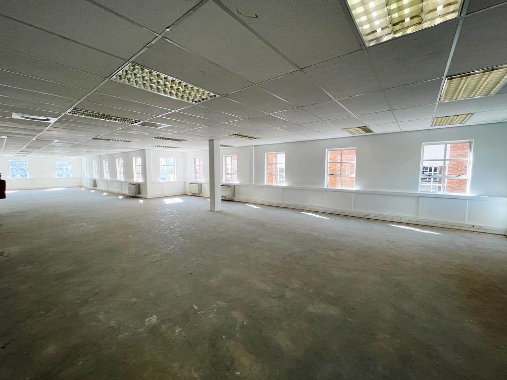 690  m² Commercial space in Fourways photo number 14
