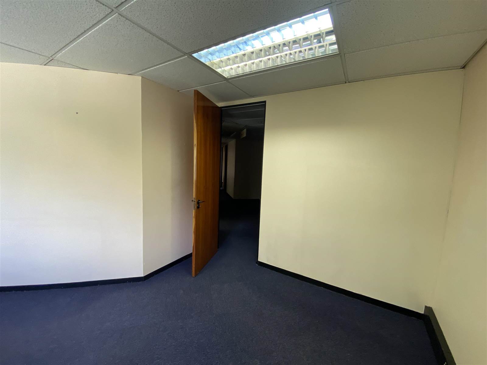 354  m² Commercial space in Morningside photo number 10