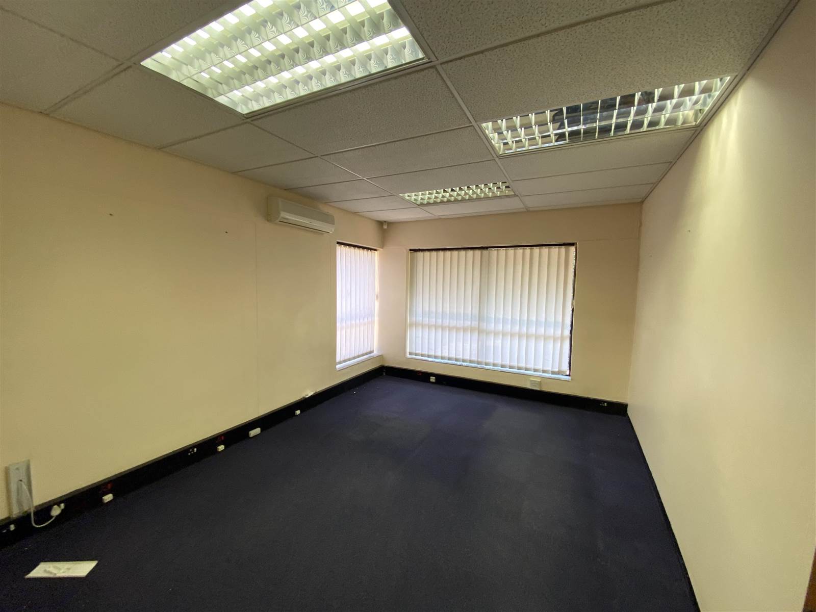 354  m² Commercial space in Morningside photo number 23