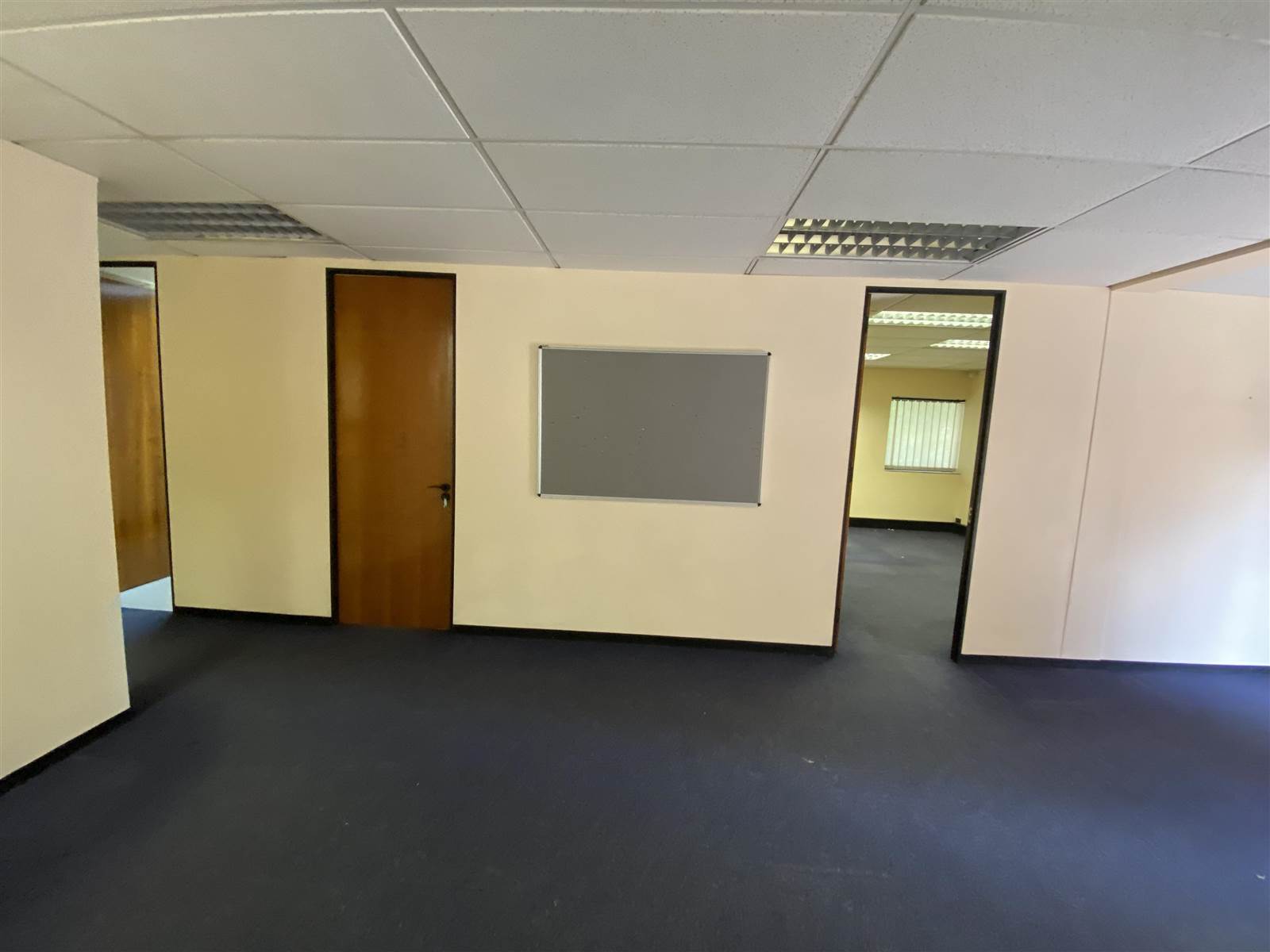 354  m² Commercial space in Morningside photo number 25