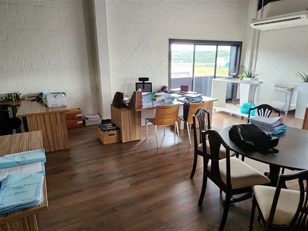 79  m² Office Space in Cornubia